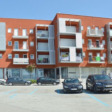 Apartment Silvija Sea View ウマグ エクステリア 写真
